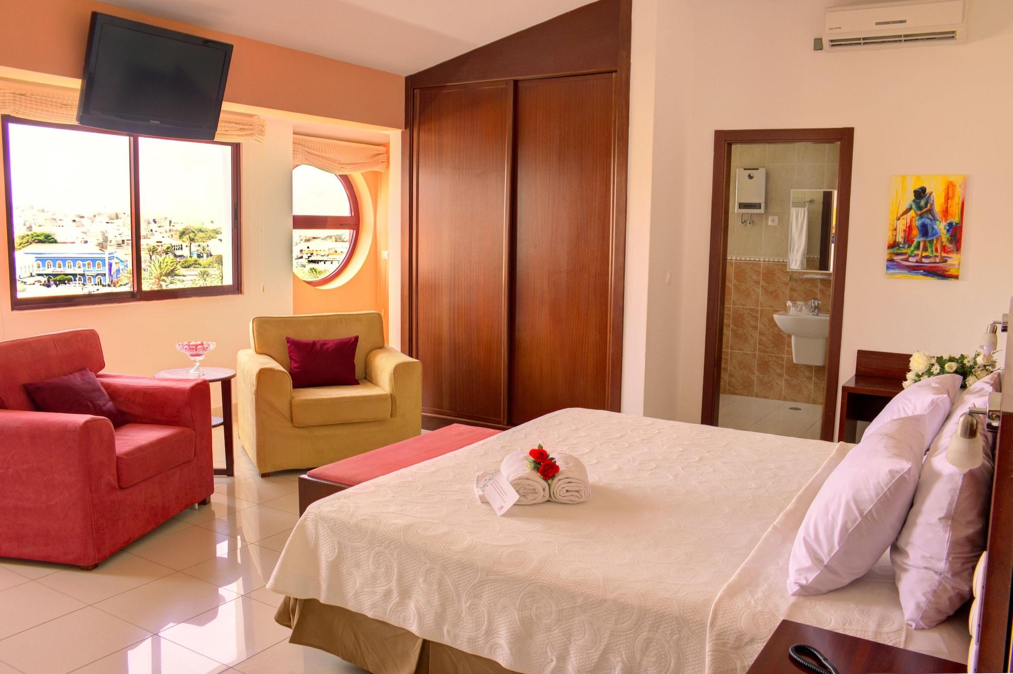 Hotel Livvo Don Paco Mindelo Zewnętrze zdjęcie